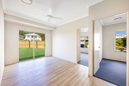 Sensational Family Home on a Large 876m2 Corner Block - Photo 4