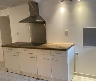 Location Appartement 2 pièces 40m² LIVRON SUR DROME 26250 - Photo 1