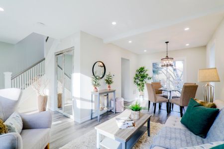 For Lease - 4 Freeman Street, Toronto, Ontario - Photo 2