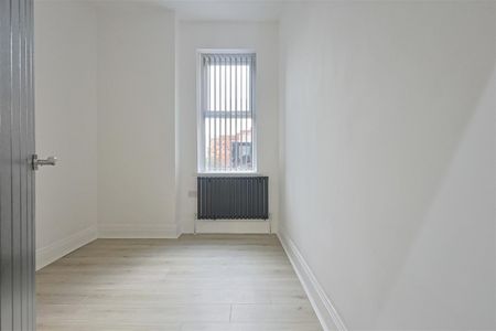 Warton Terrace, Heaton, Newcastle Upon Tyne, Ne6 - Photo 3