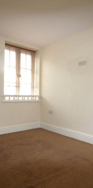 London Road - Photo 1