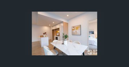 Modern Elegance Meets Unmatched Location – Penrith's Finest - Photo 4