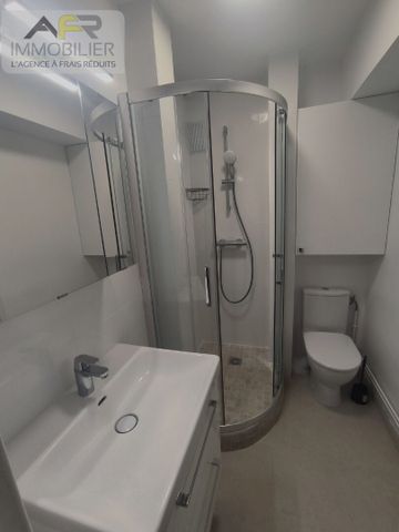 Location Appartement 1 pièce 30m² - Photo 5