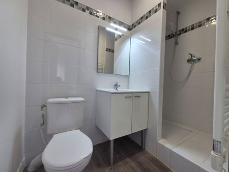 Location Appartement 1 pièce 22m² - Photo 4