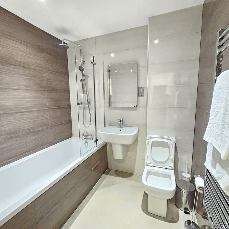 3 bedroom maisonette to rent - Photo 1