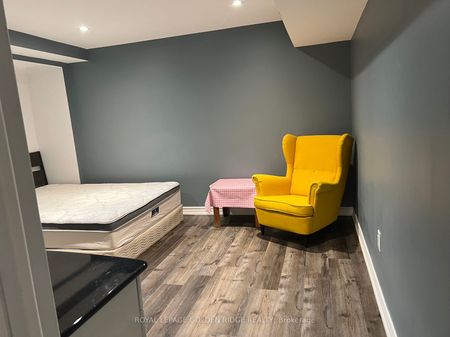 For Lease - 472 Parkview Boulevard Unit# BASEMENT, Mississauga, Ontario - Photo 5