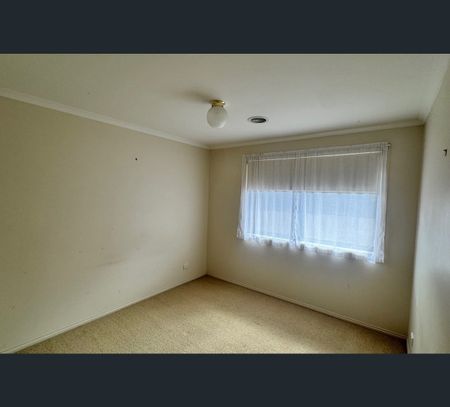 45 Lambourne Avenue, Rowville, Vic 3178 - Photo 4