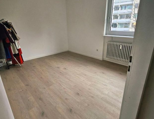 Ab sofort: Zimmer in Maxvorstadt für 750 Euro an Studentin - Photo 1