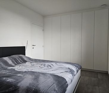 Appartement met 2/3 slaapkamers, terras en 2 staanplaatsen - Foto 4