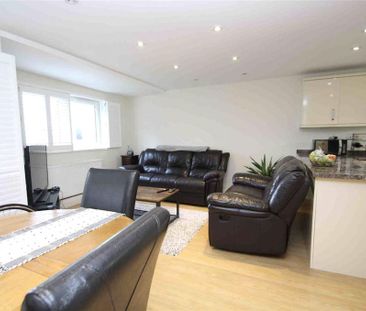 3 bedroom property to rent - Photo 2