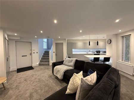 2 bedroom terraced house to rent - Photo 3