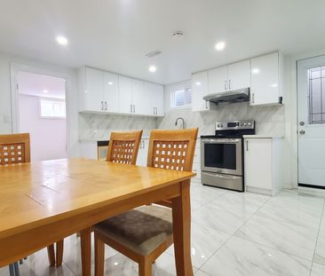 For Lease - 1 Claircrest Road, Markham, Ontario - Photo 5