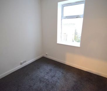 1 bedroom ground floor maisonette to rent - Photo 2