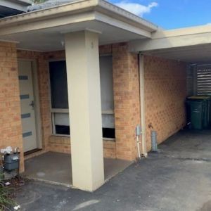 Convenient Living in a Great Epping Location! - Photo 3
