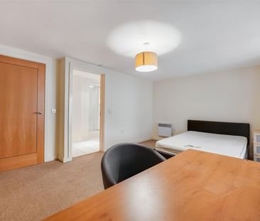 89 Princess Road EastLeicester - Photo 1