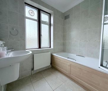 4 bedroom semi-detached house to rent - Photo 6
