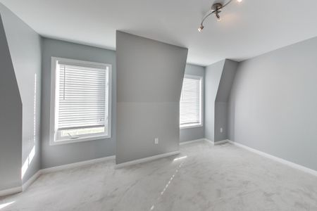 For Lease - 1417 Salem Road, Ajax, Ontario - Photo 4