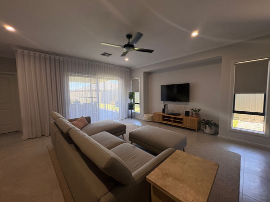 Modern 3-Bedroom Home for in Angle Vale! - Photo 1