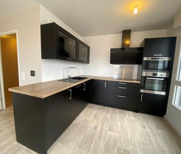 Location Appartement 4 pièces 84m² CAEN 14000 - Photo 2