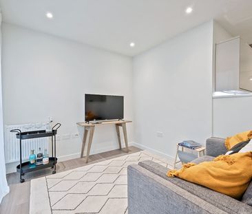 1 Bed Flat, Angel Oak Point, CR0 - Photo 6