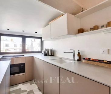 Location studio, Paris 4ème (75004), 1 pièce, 23 m², ref 86068044 - Photo 3