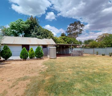 Beautifully renovated South Dubbo home - Photo 6