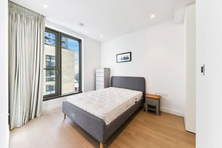 Apartment to rent in 10 Park Drive, Canary Wharf - Photo 4