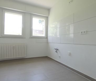 *** Tolle Lage – top saniert – 3 Zimmer mit Balkon! *** - Photo 5