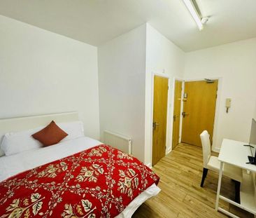 1 bedroom flat to rent - Photo 2