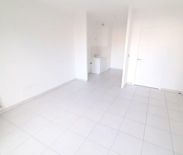 location Appartement T2 DE 45.79m² À MAISONS ALFORT - Photo 6