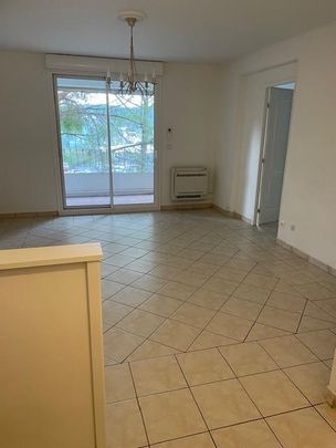 Location Appartement 4 pièces 81m² DRAGUIGNAN 83300 - Photo 1