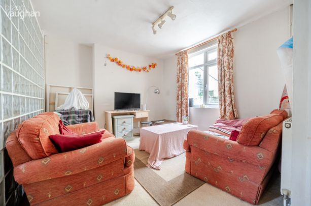 4 bedroom terraced house to rent - Photo 1