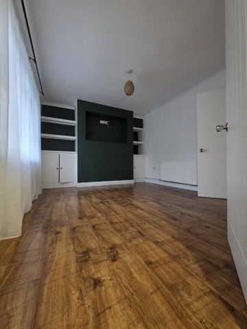 3 Bed Semi-Detached House, Allendale Avenue, NG8 - Photo 4