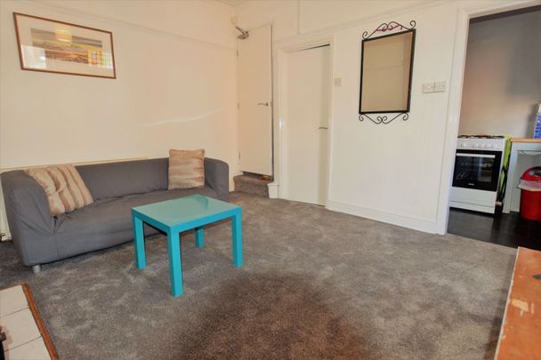 1 bedroom House in Thornville Terrace, Leeds - Photo 1