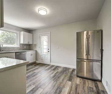 For Lease - 822 Douglas Street Unit# Main, Oshawa, Ontario - Photo 1