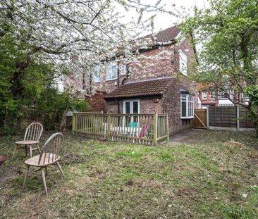 Room in a Shared House, Milton Grove, M16 - Photo 5