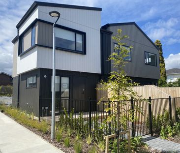 22 Paetai Lane, Te Atatu Peninsula - Photo 5