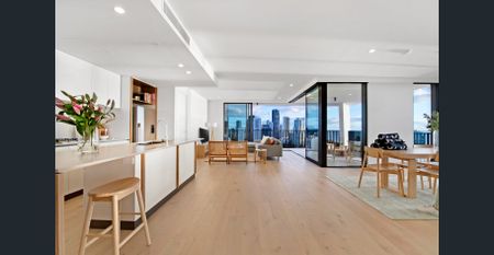 Available immediately at $1,800 per week // Minimum 3 month stay // Fully furnished - Photo 2