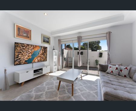 3/163 Eton Street, Joondanna WA 6060 - Photo 4