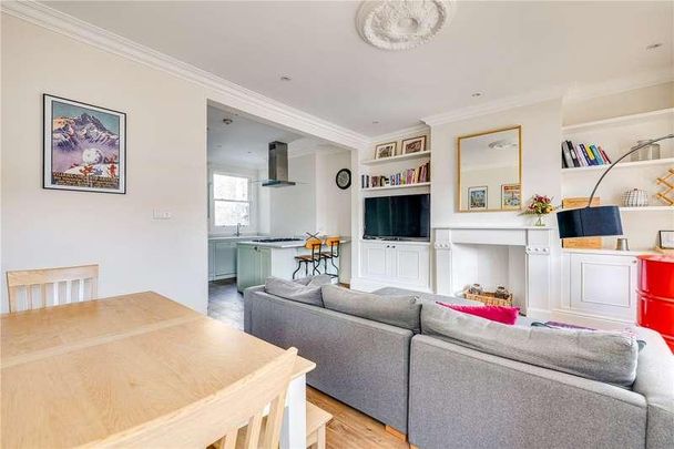 Wandsworth Bridge Road, London, SW6 - Photo 1