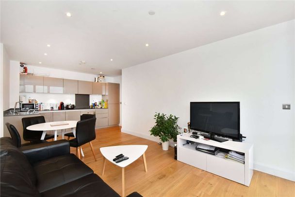 A brilliantly light and airy three double bedroom apartment situated on the 6th floor of this striking new development, located in this peaceful yet thriving area of London. - Photo 1