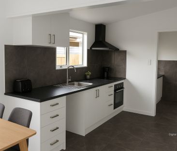 Beautifully Renovated 3-Bedroom Home - Convenient and comfortable l... - Photo 4