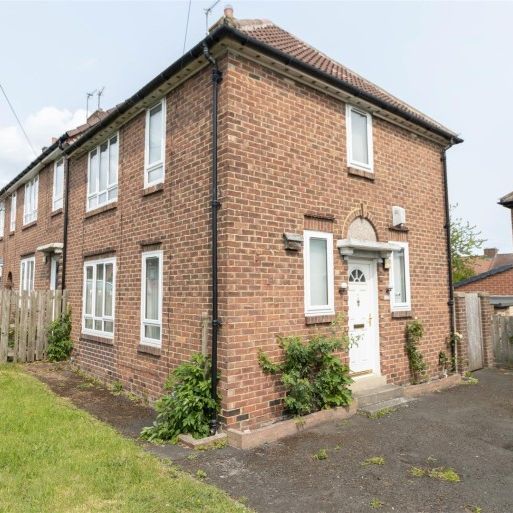 3 Bedroom House - End Terrace - Photo 1