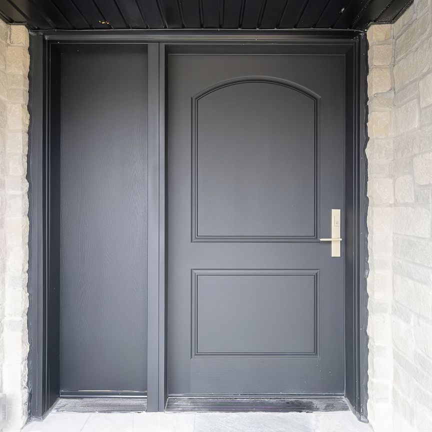 For Lease - 385 Easy Street, Richmond Hill, Ontario - Photo 1