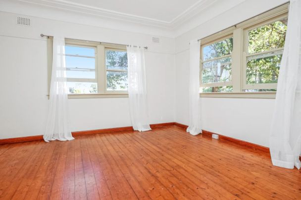 Three Bedroom Home In Whisper Quiet Location - Photo 1