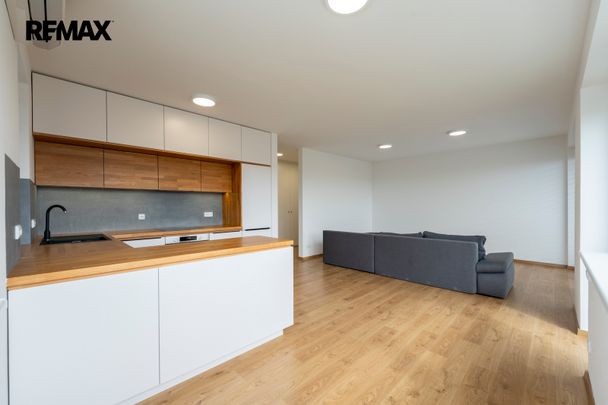 Pronájem bytu 2+kk v osobním vlastnictví 60 m², Zlín - Fotografie 1