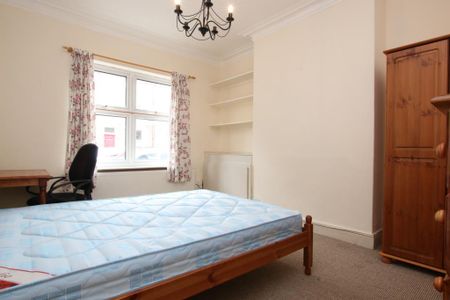 5 bedroom townhouse to rent - Photo 4