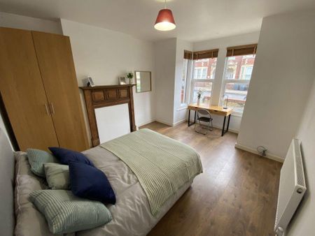 1 bedroom in a house share to rent - Photo 5