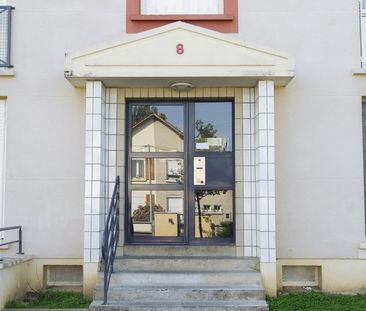 Dans résidence proche des commodités, appartement de 3 pièces. - Photo 3