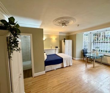 Room in a Shared House, Hammersmith Grove, W6 - Photo 4